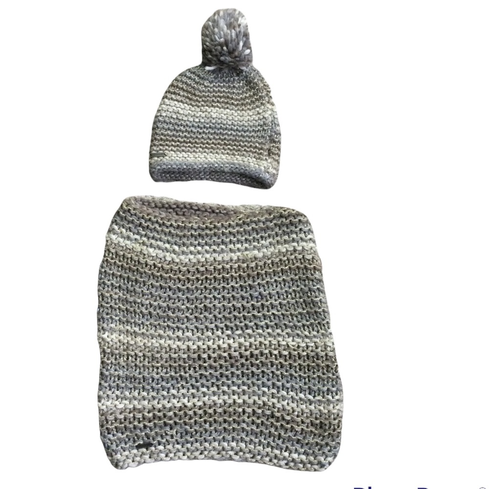 Steve Madden Hat Scarf Set Knit Crochet 2pcs Bundle Set - Picture 2 of 5